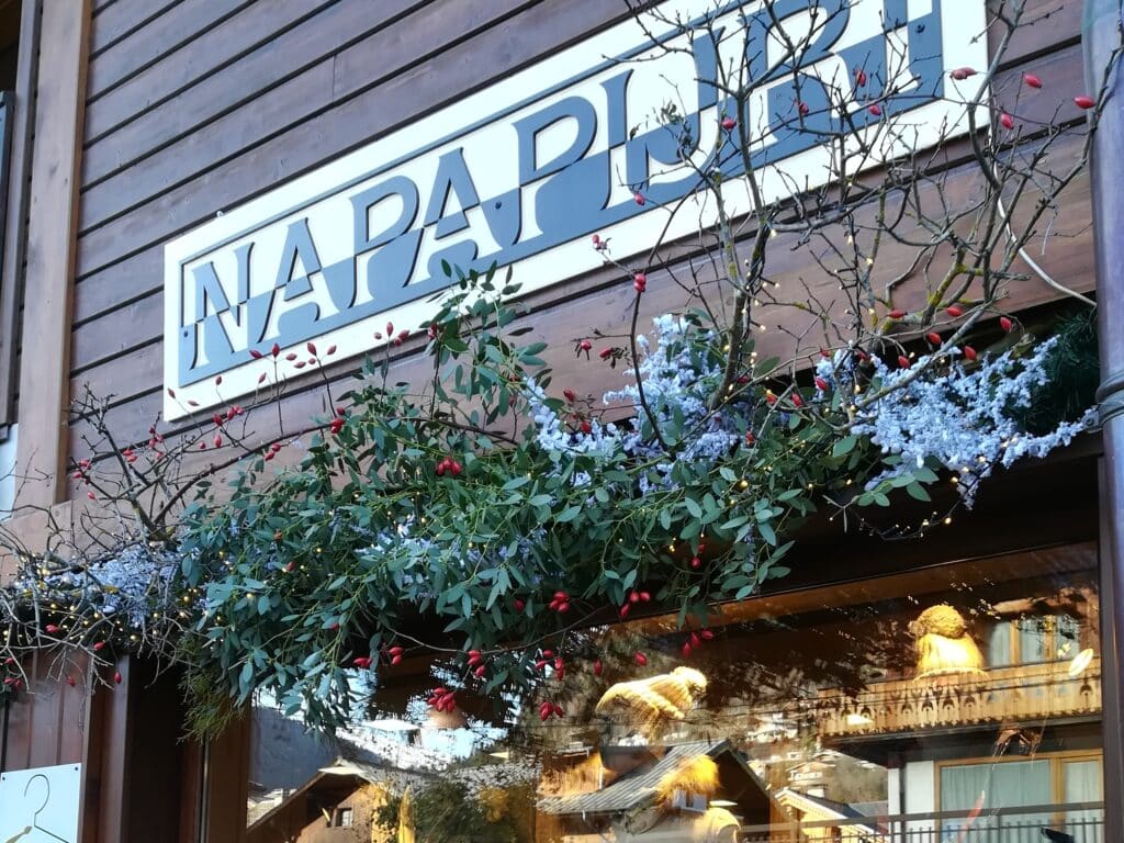 Décor de Noël d'une vitrine